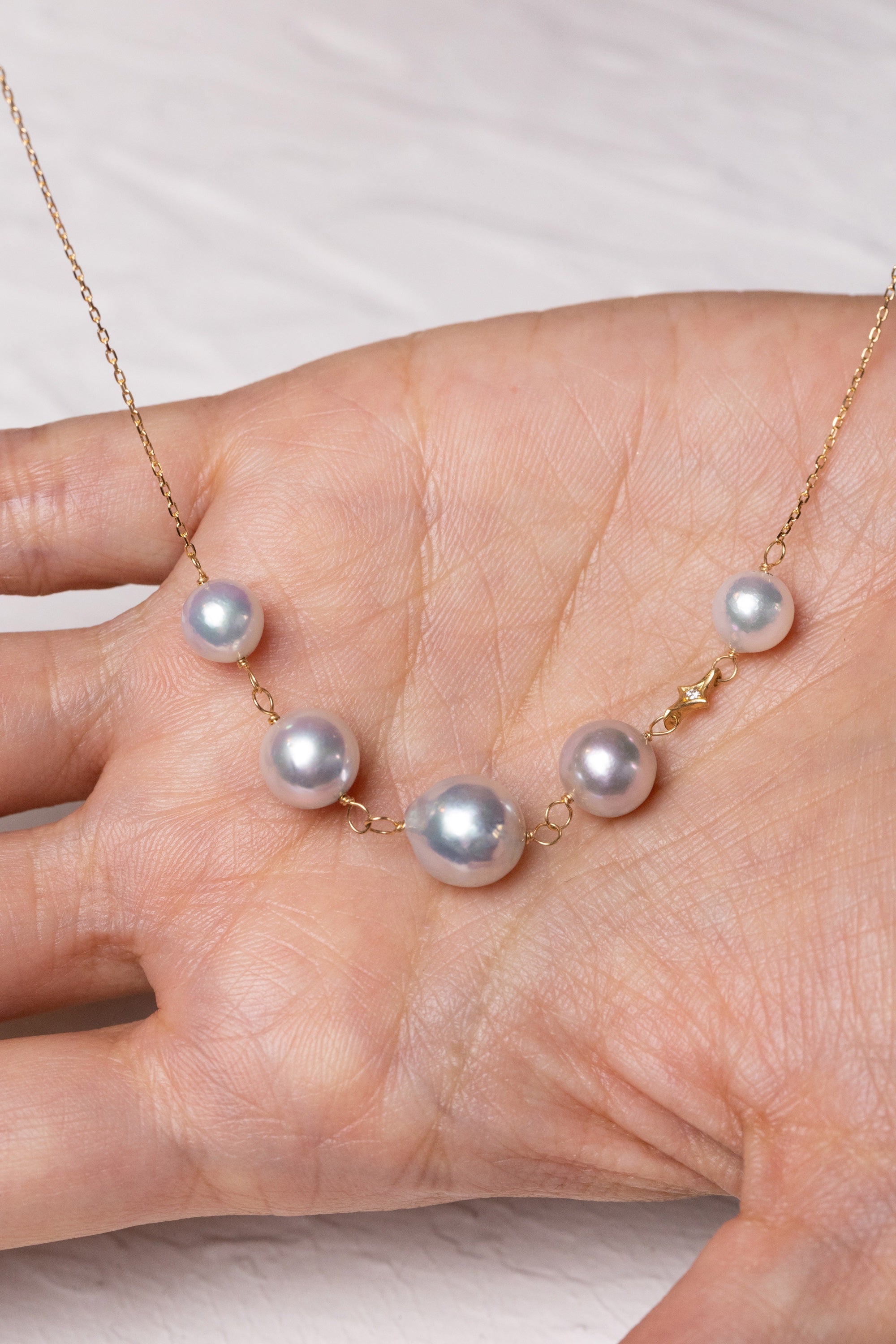 Natural Akoya Pearl Necklace with Stardust