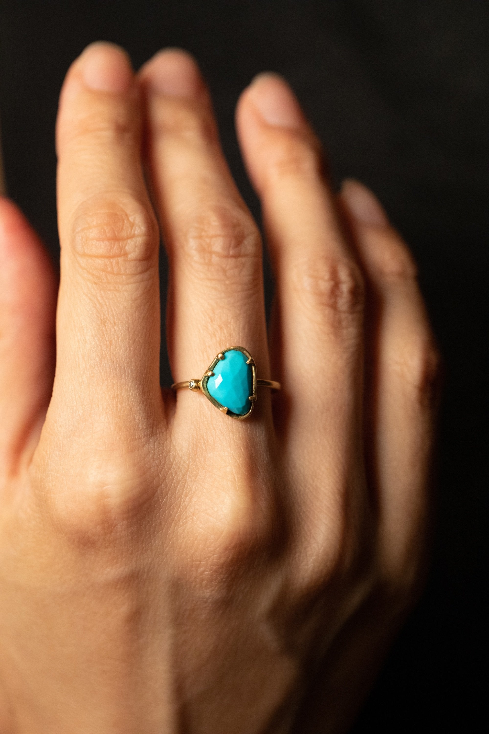 Turquoise Ring with Diamond Accent (18k)
