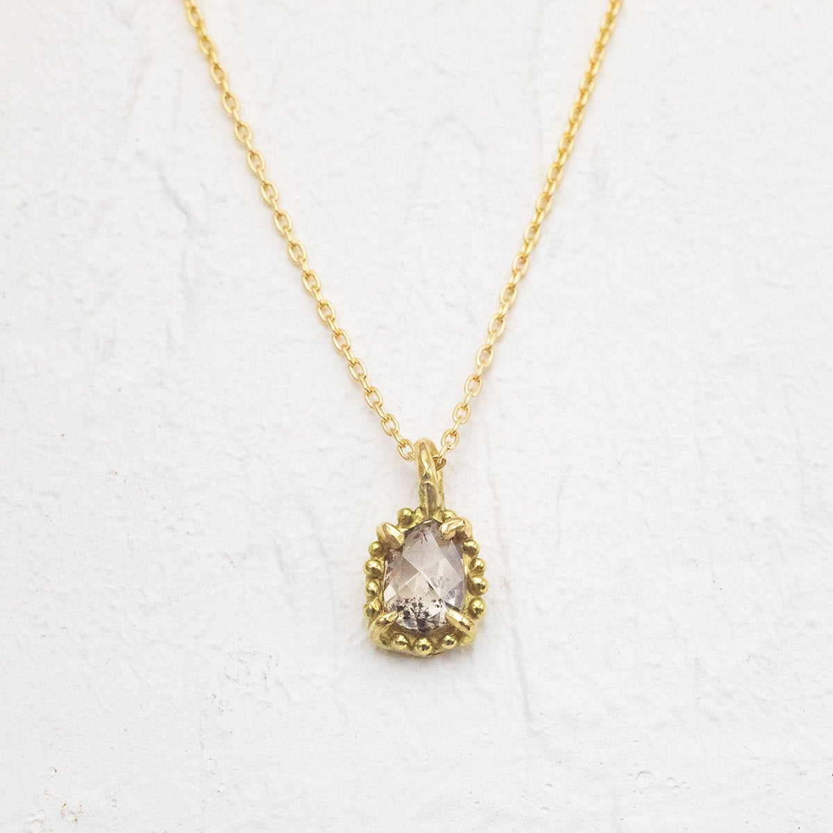 Salt and Pepper Diamond Necklace with Dot Frame (18k)