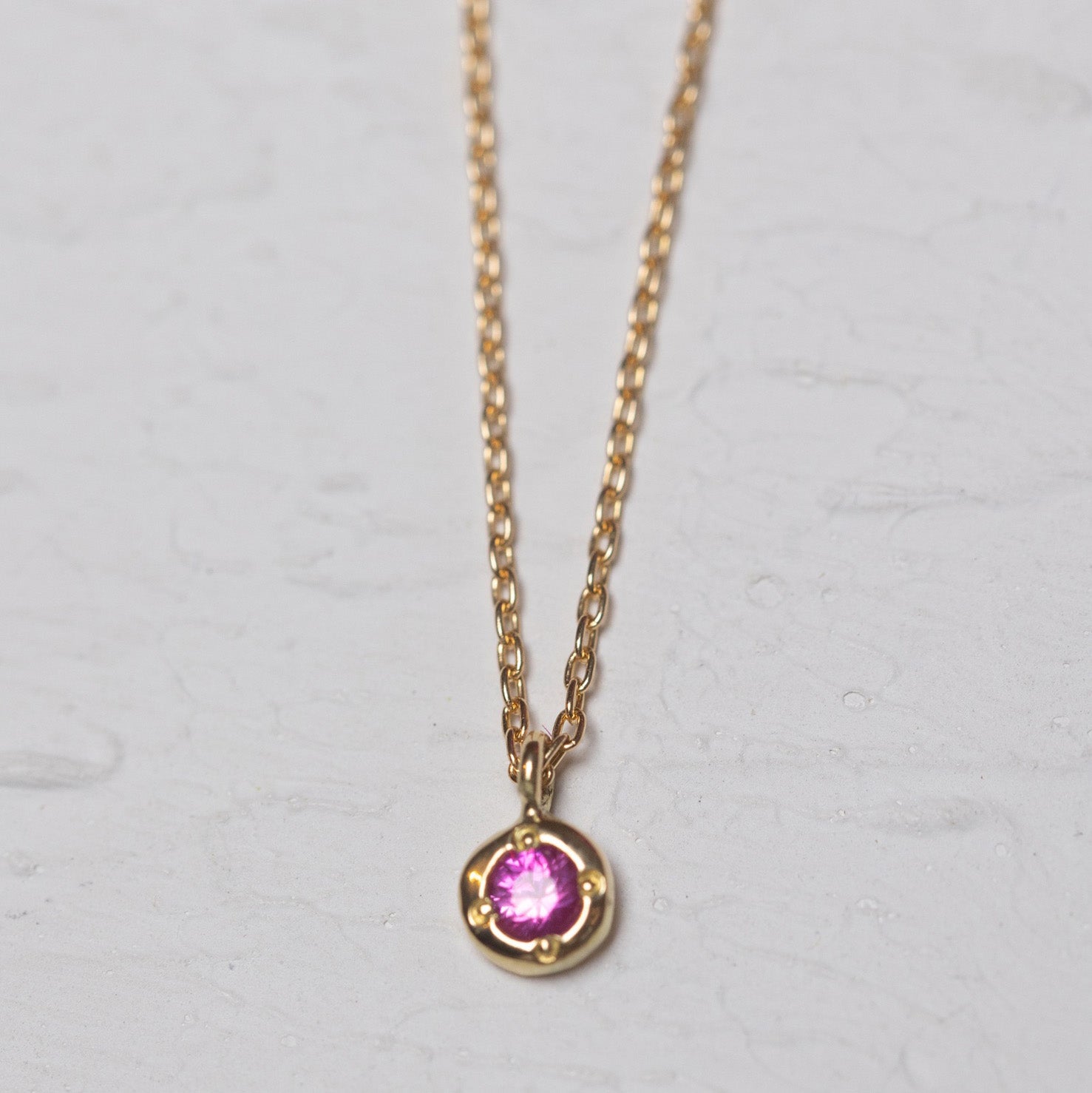 Ruby in Pink Set in Dots Necklace (18k)