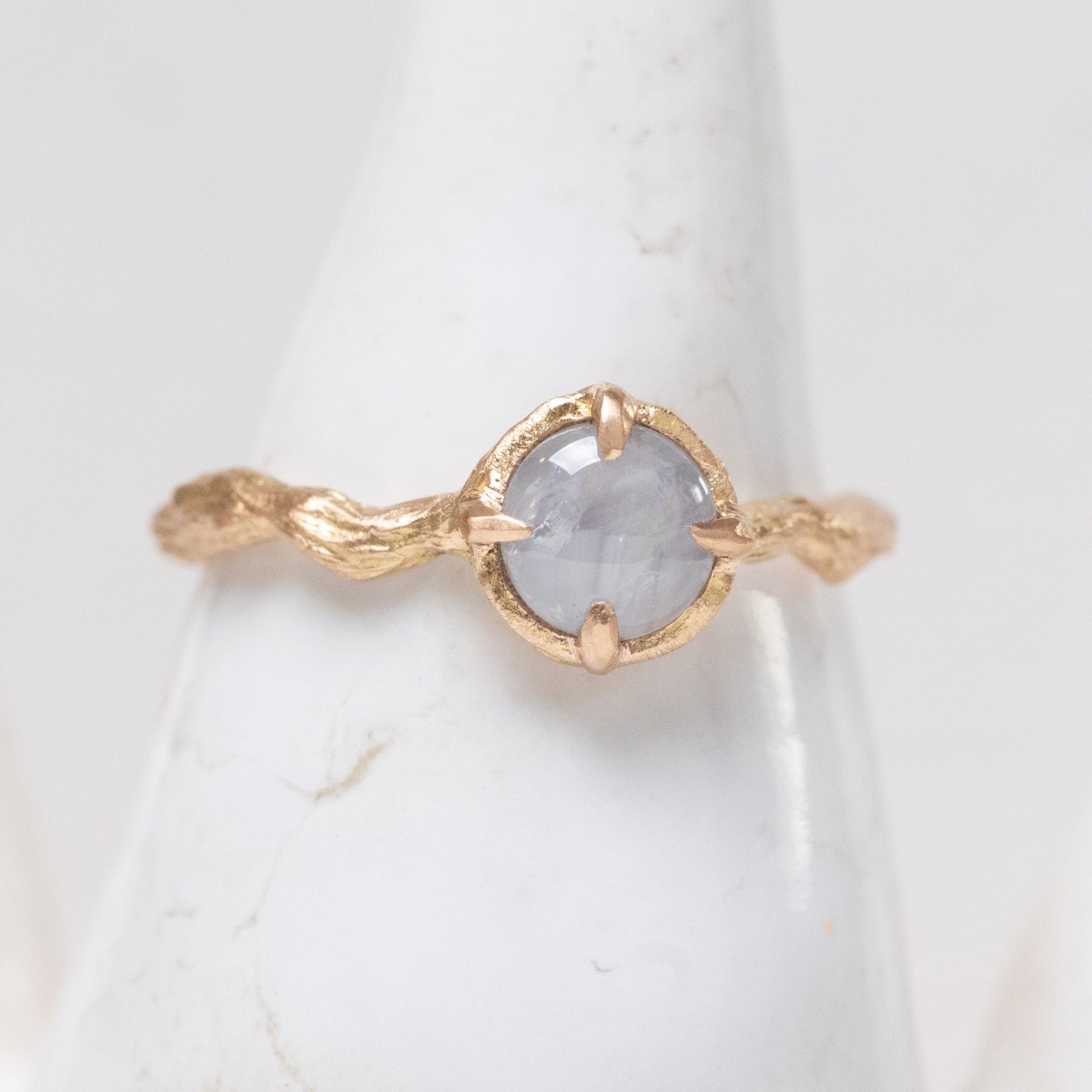 Branch | Star Sapphire Moon Peeks Through The Branches Ring (18k)
