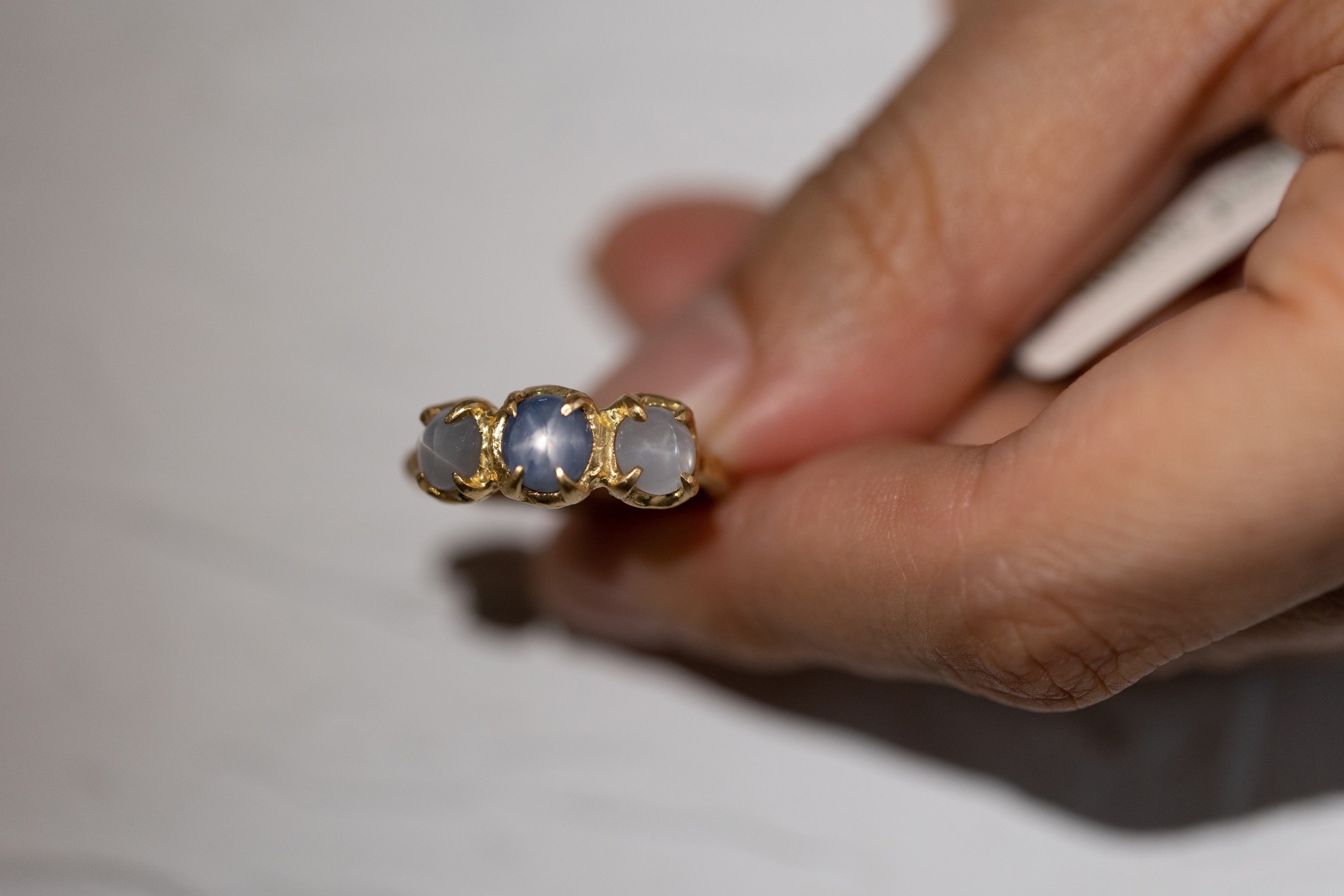 3 Star Sapphire Ring (18k)