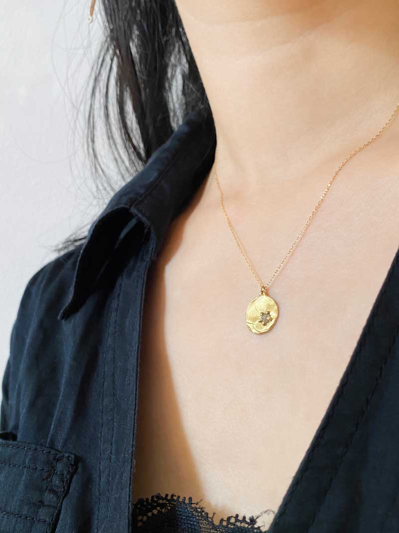 One Rustic Diamond on Textured Yellow Gold Disk Necklace (18k)