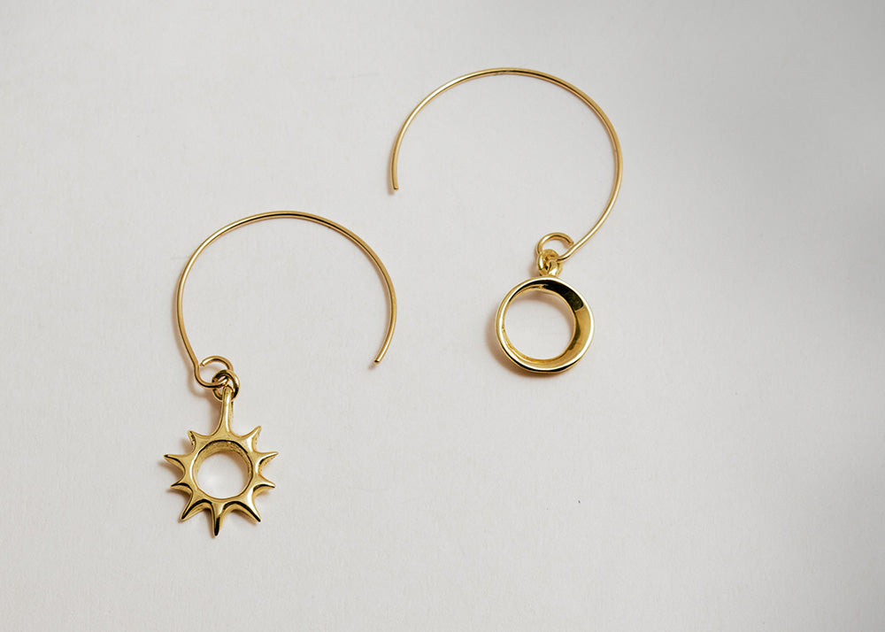Golden Sun and Eclipse Earrings (18k)