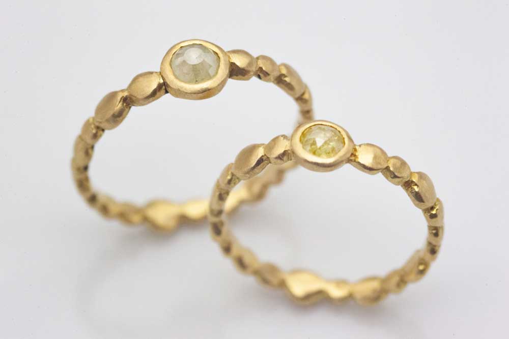 Bubble Ring with Rose Cut Rustic Diamond (18k)