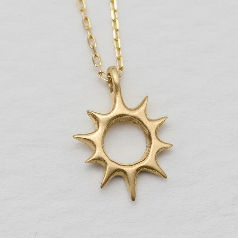 Golden Sun 18k Necklace