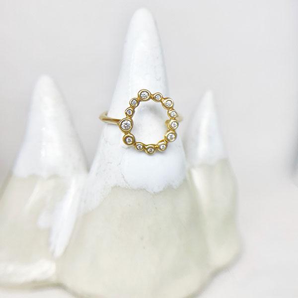 Champagne Bubble Circle Ring with Diamond (18k)