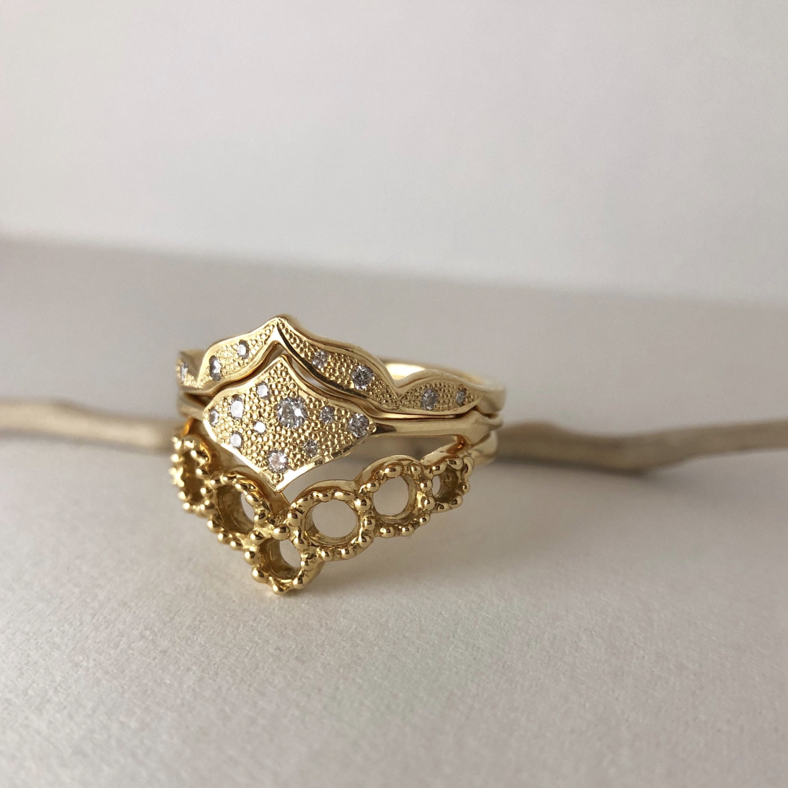 Flower Crest Ring (18k)